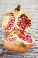 pomegranate_micronutrients150